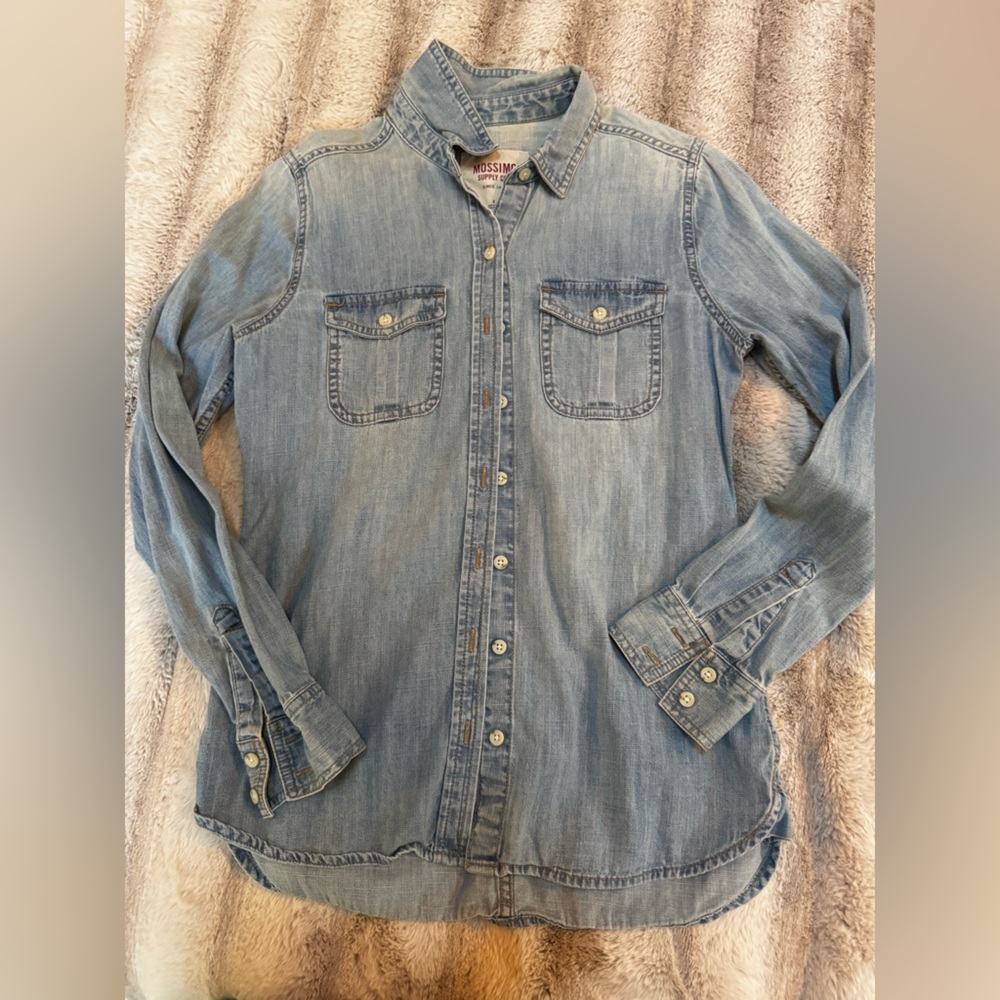 Mossimo Supplh Co. Button Jean Shirt, Size Small